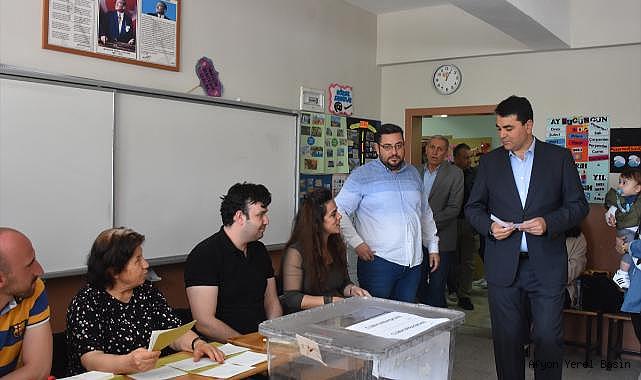 DP Genel Başkanı Uysal, oyunu Afyonkarahisar'da kullandı