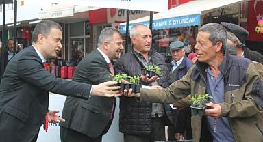 Emirdağ Belediyesi Yarım Asırlık Ata Tohumlarını Vatandaşlarla Buluşturdu