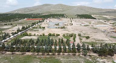 Emirdağ Millet Bahçesi'nde Çalışmalar Sürüyor