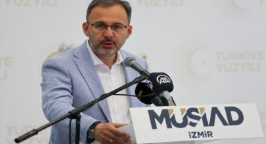 Gençlik ve Spor Bakanı Kasapoğlu İzmir'de iş insanlarıyla buluştu: