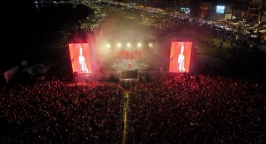 İzmir'de 19 Mayıs Atatürk'ü Anma Gençlik ve Spor Bayramı kutlanıyor