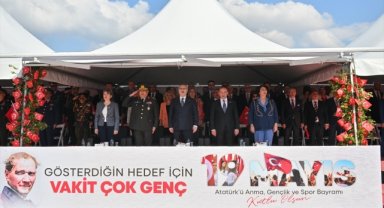 İzmir ve çevre illerde 19 Mayıs Atatürk'ü Anma, Gençlik ve Spor Bayramı kutlanıyor
