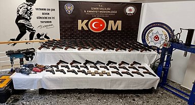 İzmir'de yasa dışı silah imal ve ticareti operasyonunda 4 kişi tutuklandı