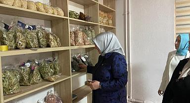 “Kadınlarımıza özel önem verme kararlılığımız sürecek”