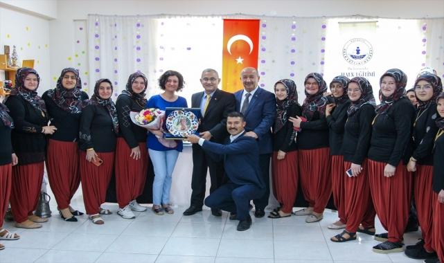 Kütahya'da Köy Yaşam Merkezi'nin yıl sonu sergisi düzenlendi