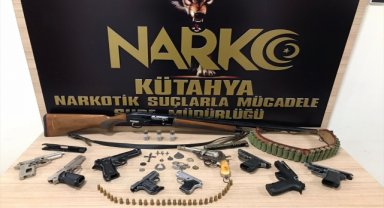 Kütahya'da tarihi eser ve uyuşturucu operasyonunda 3 kişi tutuklandı