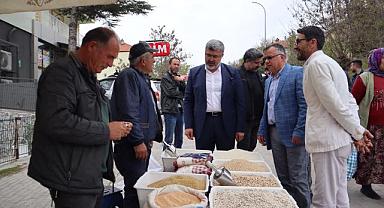 Milletvekili Ali Özkaya, seçim çalışmalarını sürdürüyor.