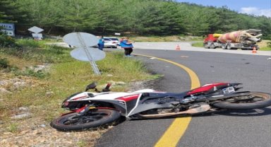 Muğla'da otomobille çarpışan motosikletteki polis memuru öldü