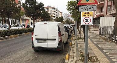 OKUL CİVARLARINDA HIZ SINIRI ARTIK 30 KM