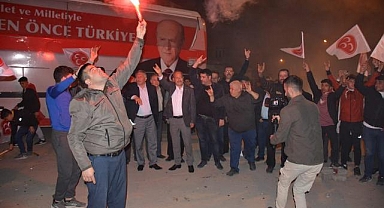 Taytak, Şuhut ilçesinde meşale ve havai fişekler ile karşılandı