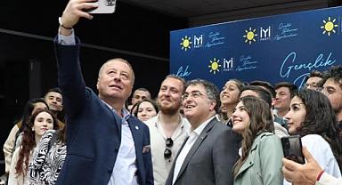 Ünlü hukukçu Prof. Dr. Ersan Şen, Afyonkarahisar’a geldi.
