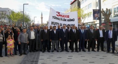 Uşak'ta 3 Mayıs Türkçülük Günü kutlandı
