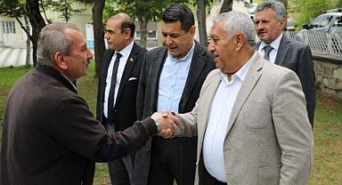 ZEYBEK BAŞKAN´DAN ZAFER MAHALLESİ´NE ZİYARET
