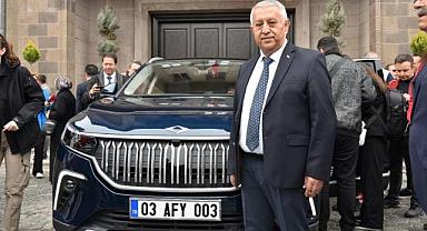 ZEYBEK BAŞKAN TOGG U AFYONKARAHİSARLILARLA BULUŞTURDU