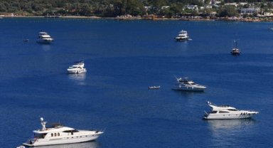 Bodrum'da koylar milyon dolarlık yatları ağırlıyor