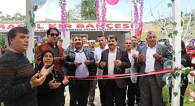 Dinar'da Masal Kır Düğün Bahçesi açıldı