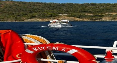 Fethiye açıklarında sürüklenen tekne kurtarıldı