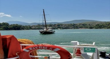 Fethiye Körfezi'nde sürüklenen tekne kurtarıldı