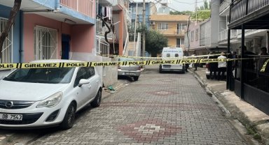 İzmir'de bir evde yabancı uyruklu 3 kişinin cesedi bulundu