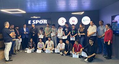 Karahisar Gençlik Merkezinde E-Spor Atölyesi eğitimlerine devam ediyor