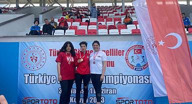 Kübra Saltık atletizm şampiyonasında Türkiye ikincisi oldu