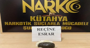 Kütahya'da durdurulan araçtaki uyuşturucu şüphelisi gözaltına alındı