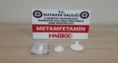 Kütahya'da uyuşturucu operasyonunda 3 şüpheli yakalandı