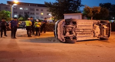 Manisa'daki trafik kazasında 1 çocuk yaşamını yitirdi, 5 kişi yaralandı