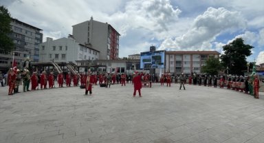 Milli Savunma Bakanlığı Mehteran Birliği Kütahya'da konser verdi