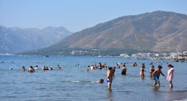 Muğla sahillerinde bayramın üçüncü gününde de yoğunluk sürdü