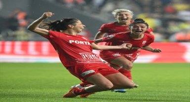 Turkcell Kadın Futbol Süper Ligi play-off finali