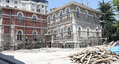 120 YILLIK TARİHİ YAPI RESTORE EDİLİYOR