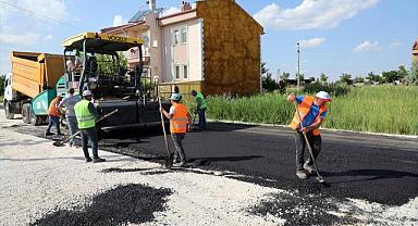 Afyonkarahisar Belediyesinin asfaltlama çalışması sürüyor
