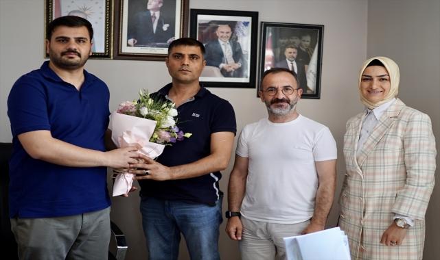 AK Parti'li İnan'dan Tunç Soyer'in "Yatırımlarımız engelleniyor" açıklamasına tepki: