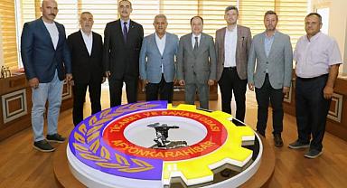 BELEDİYE BAŞKANI MEHMET ZEYBEK, ATSO’YU ZİYARET ETTİ