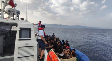 Bodrum ve Datça açıklarında 33 düzensiz göçmen kurtarıldı