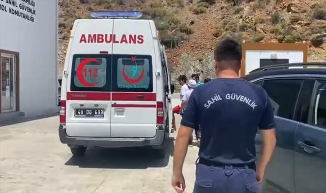 Fethiye'de tekneden düşerek yaralanan kişiye tıbbi tahliye