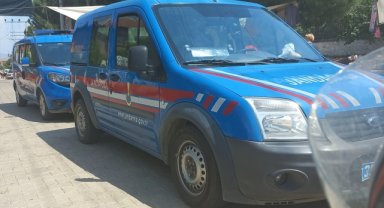 İzmir'de patates tarlasında çıkan kavgada baba oğul yaralandı
