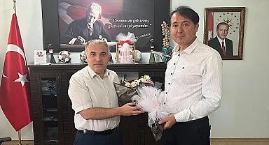 KAYMAKAM DURU İLÇE EMNİYET MÜDÜRÜNÜ ÖDÜLLENDİRDİ
