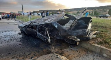 Kütahya'da iki otomobilin çarpıştığı kazada 6 kişi yaralandı
