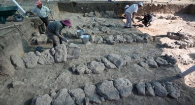 Malazgirt Savaşı alanının tespiti için yapılan kazıda 15 mezar açıldı