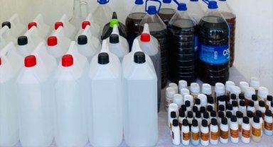 Muğla'da bir iş yerinde 115 litre etil alkol ele geçirildi