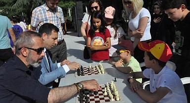 Sandıklı'da yaz spor okulları açıldı