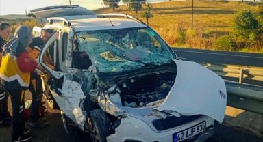 Uşak'taki trafik kazasında 4 kişi yaralandı