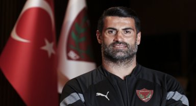 Volkan Demirel, Hull City ile oynayacakları karşılaşma öncesi Hataylılara mesaj gönderdi: