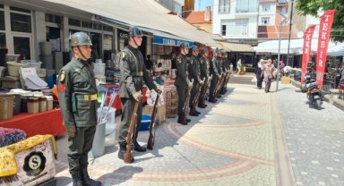 Afyonkarahisar'da tedavi gördüğü hastanede vefat eden gazi son yolculuğuna uğurlandı