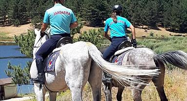Atlı jandarma timleri Akdağ'da devriye görevine başladı