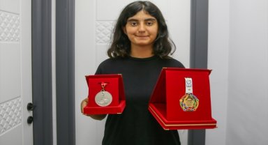 Avrupa Bilgisayar Olimpiyatı şampiyonu, depreme rağmen başarısını yineledi