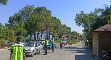 Aydın'da jandarmadan helikopter destekli trafik denetimi