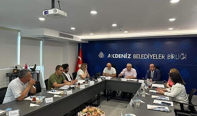 BAŞKAN DR. MUSTAFA ÇÖL AKDENİZ BELEDİYELER BİRLİĞİ TOPLANTISINA KATILDI